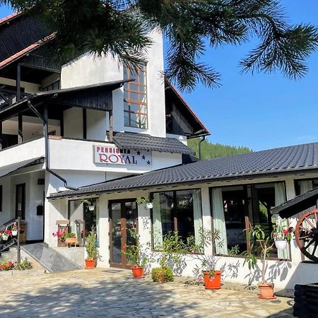 Royal Bucovina Residence Adults Only-Self Check-In Câmpulung Moldovenesc Eksteriør bilde