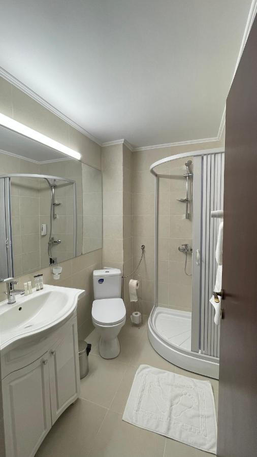 Royal Bucovina Residence Adults Only-Self Check-In Câmpulung Moldovenesc Eksteriør bilde