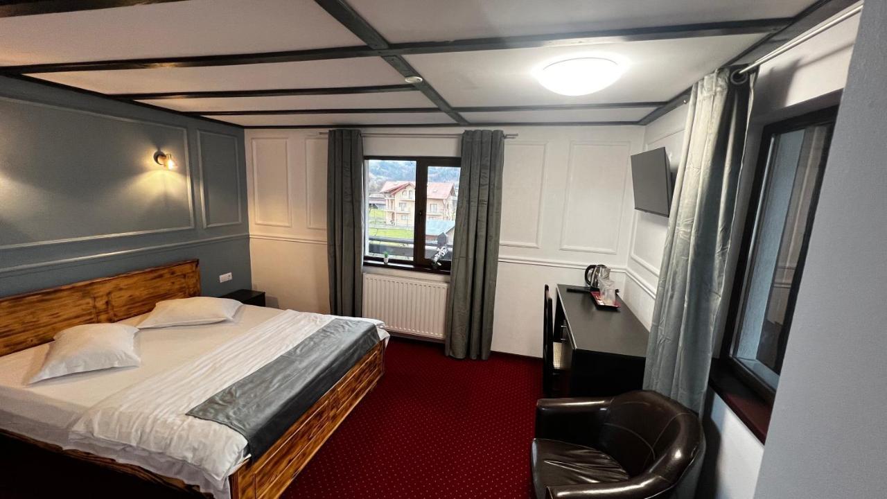Royal Bucovina Residence Adults Only-Self Check-In Câmpulung Moldovenesc Eksteriør bilde